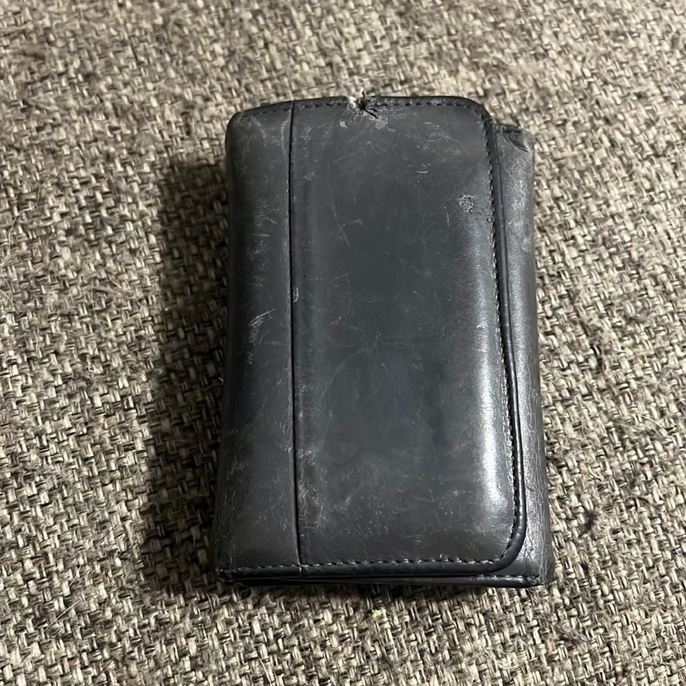 Hobo hill trifold wallet